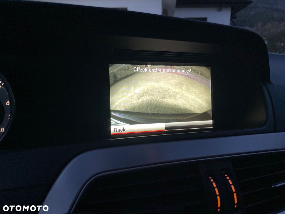 Mercedes-Benz Klasa C - 32