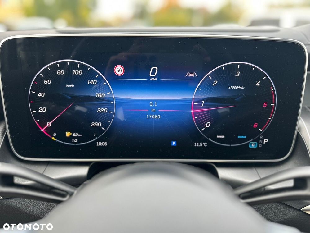 Mercedes-Benz GLC - 31