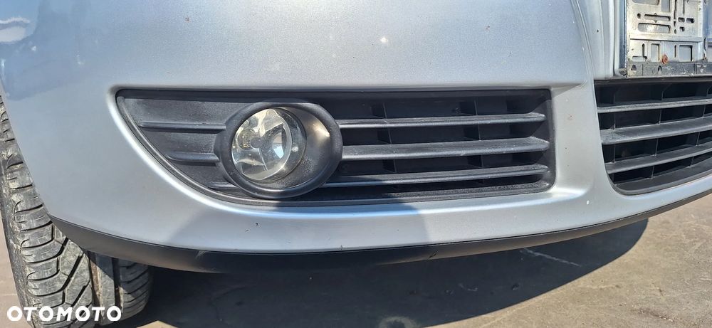 VW Polo 9N Lift 05- Zderzak Przód Przedni Kod Lakieru LA7W - 8