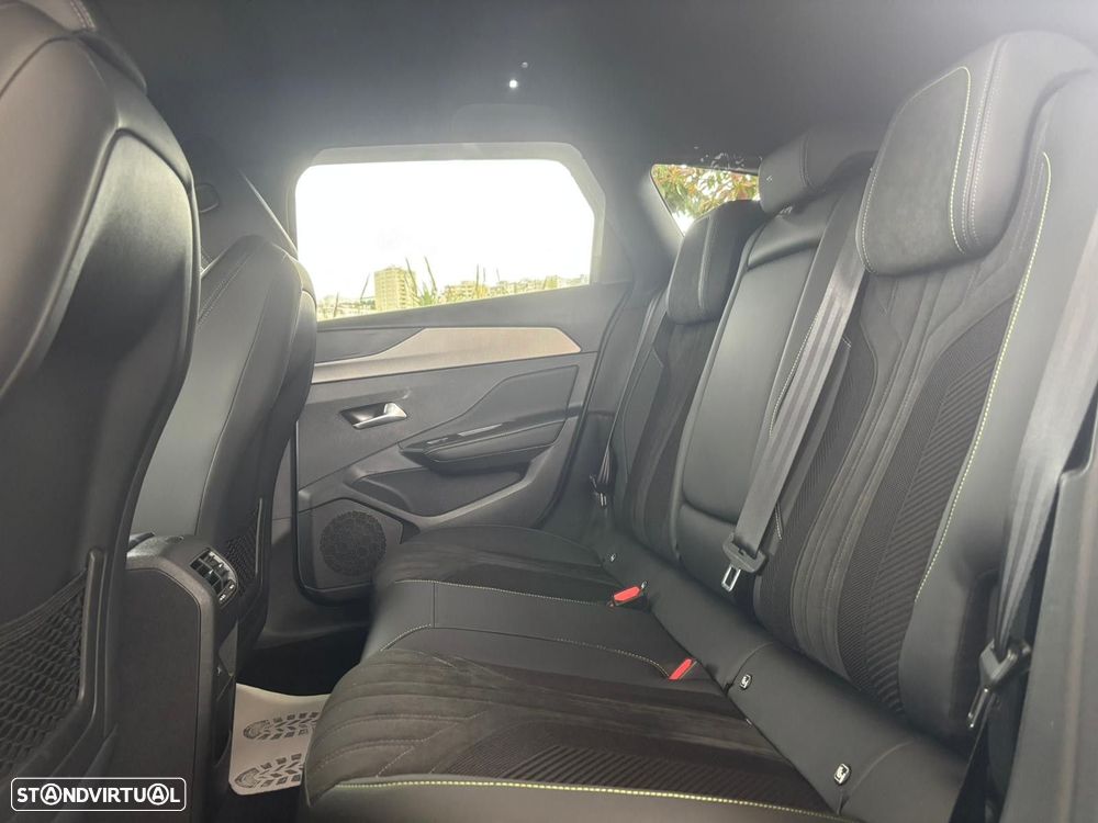 Peugeot 308 1.6 Hybrid GT Pack e-EAT8 - 42