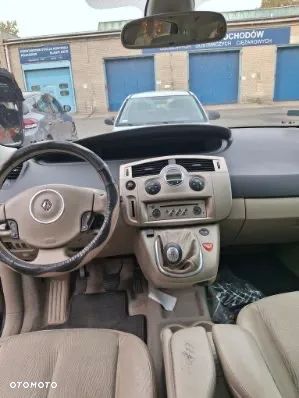 Renault Scenic - 7
