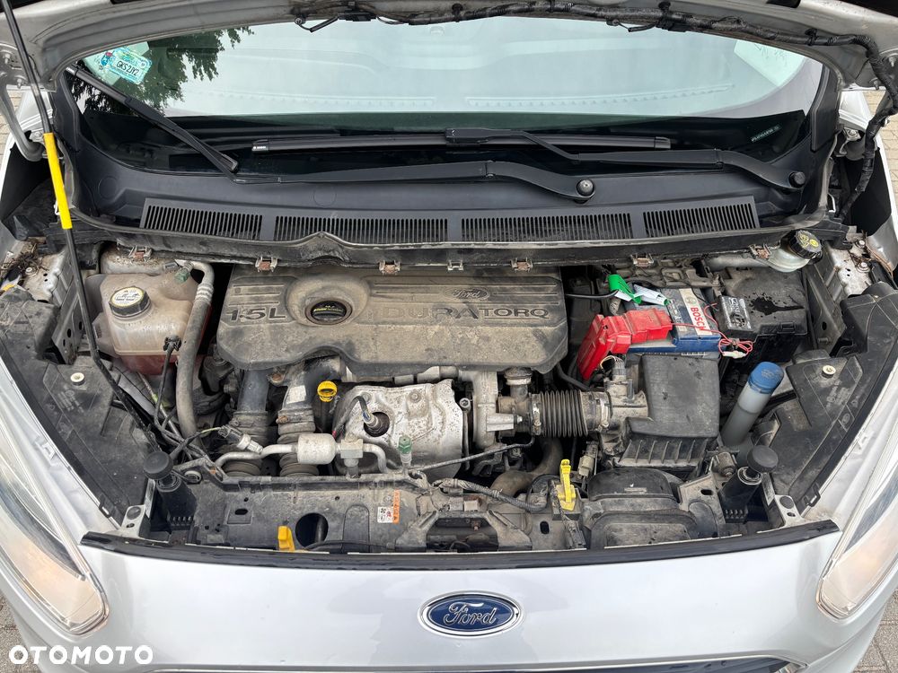 Ford Tourneo Courier 1.5 TDCi Titanium - 17