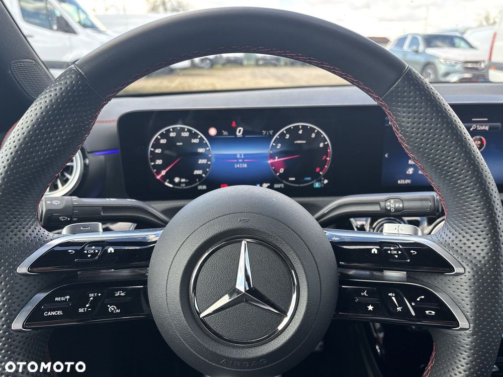 Mercedes-Benz CLA - 14