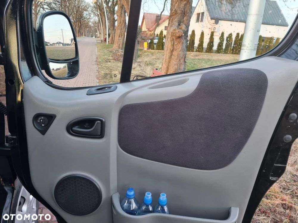 Renault Trafic L1H1 Passenger Lux - 16