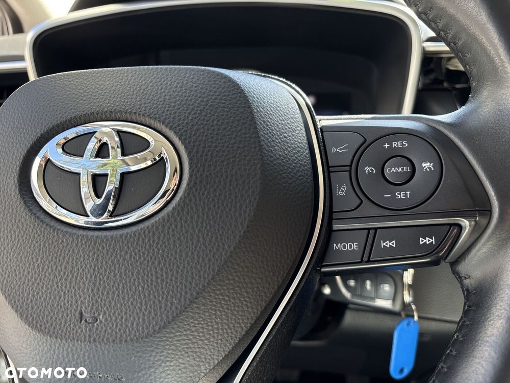 Toyota Corolla - 24