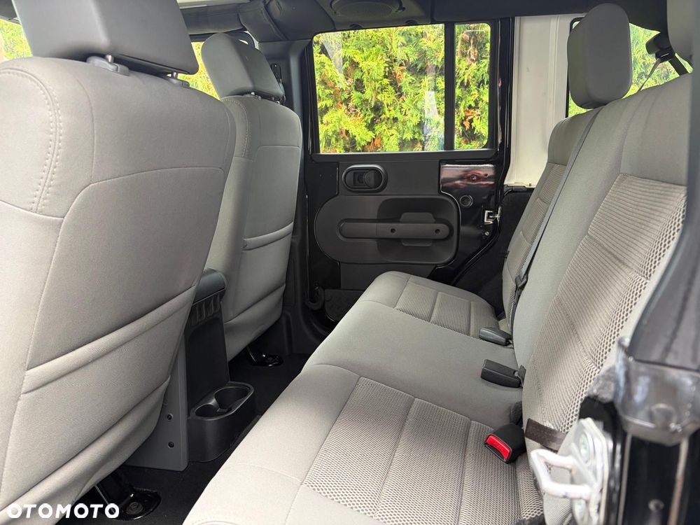 Jeep Wrangler - 17