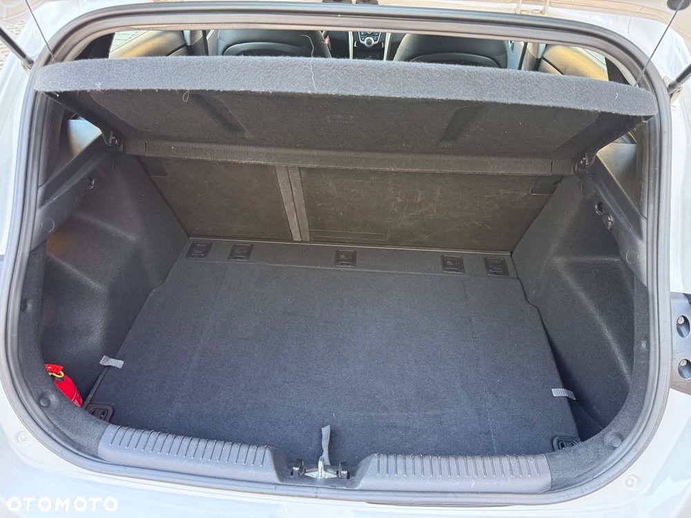 Hyundai i30 1.4 Comfort - 17