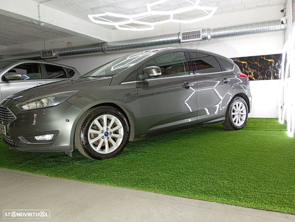 Ford Focus 1.0 SCTi ST-Line - 7