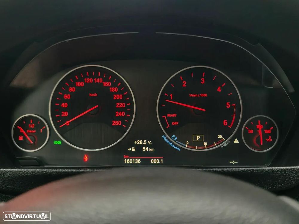 BMW 318 d Line Sport Auto - 39