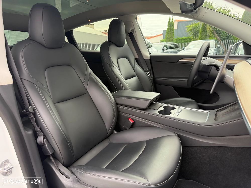 Tesla Model Y Long Range Tração Integral - 12