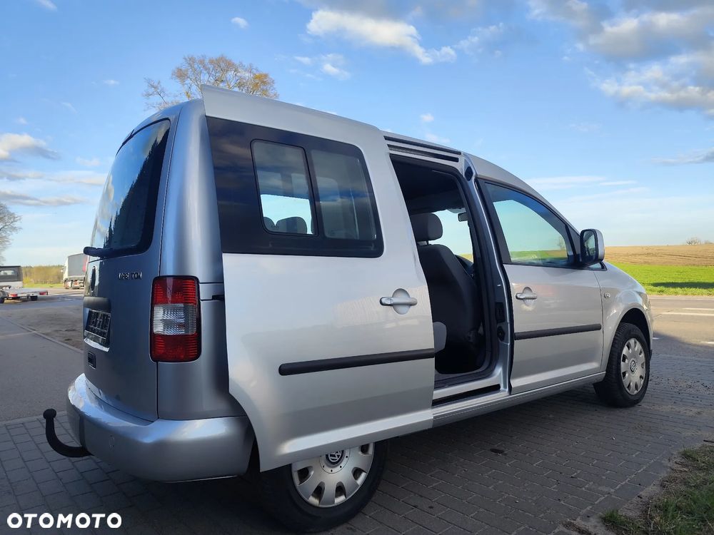 Volkswagen Caddy Life - 32