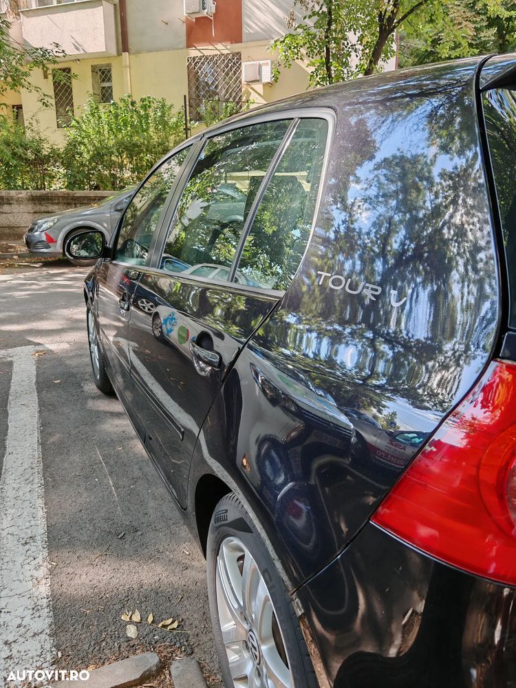 Volkswagen Golf - 3