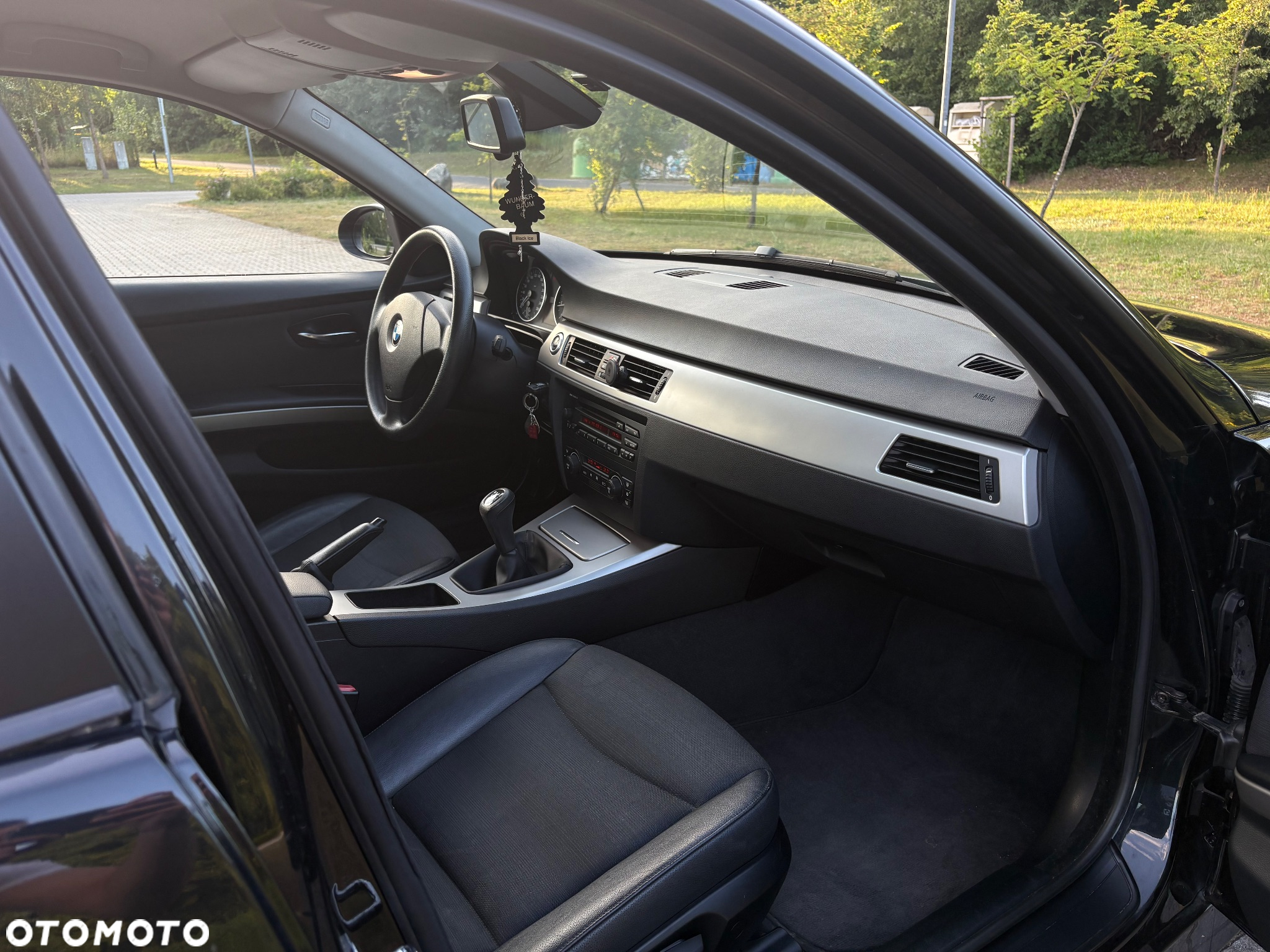 BMW Seria 3 318i - 12