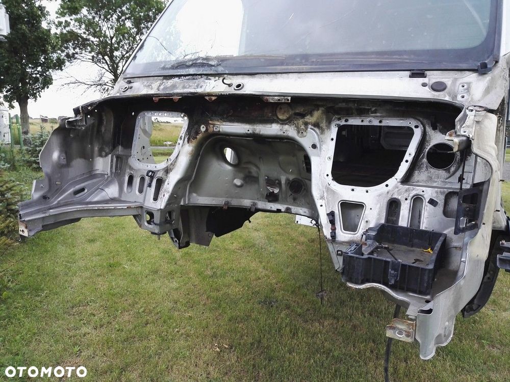 ćwiartka słupek fartuch błotnika iveco daily 06+ - 1