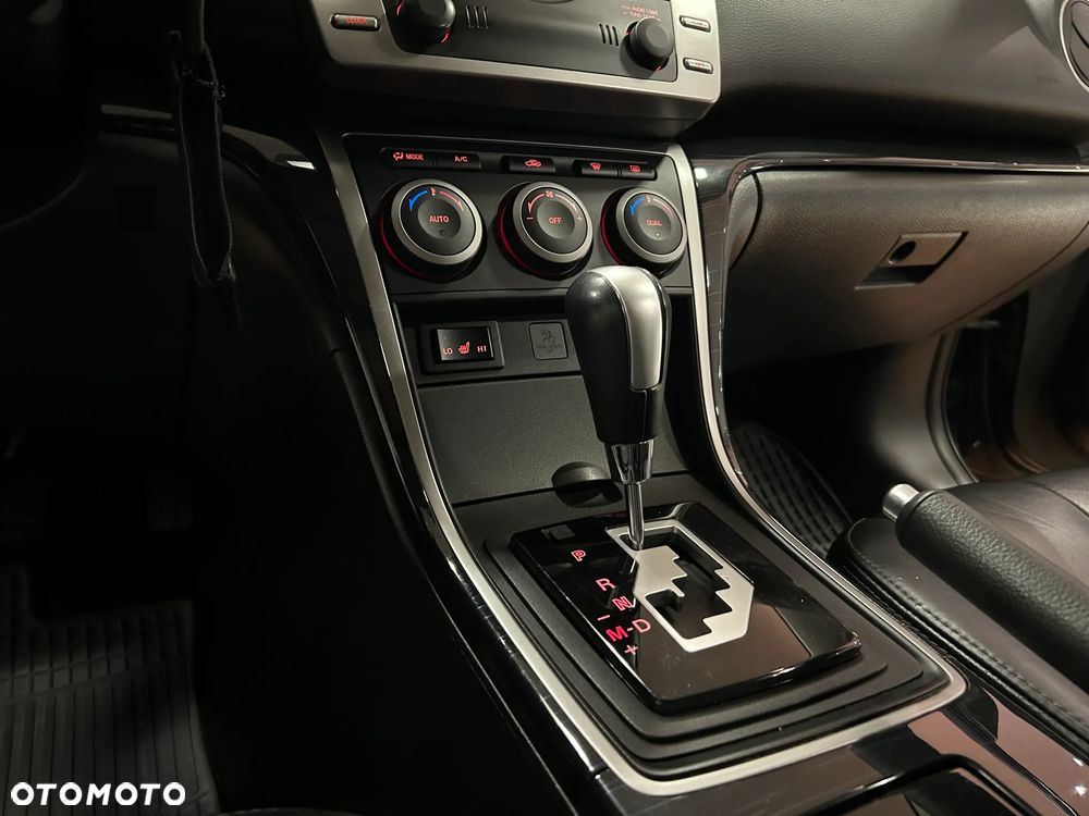 Mazda 6 2.0 Exclusive + - 31