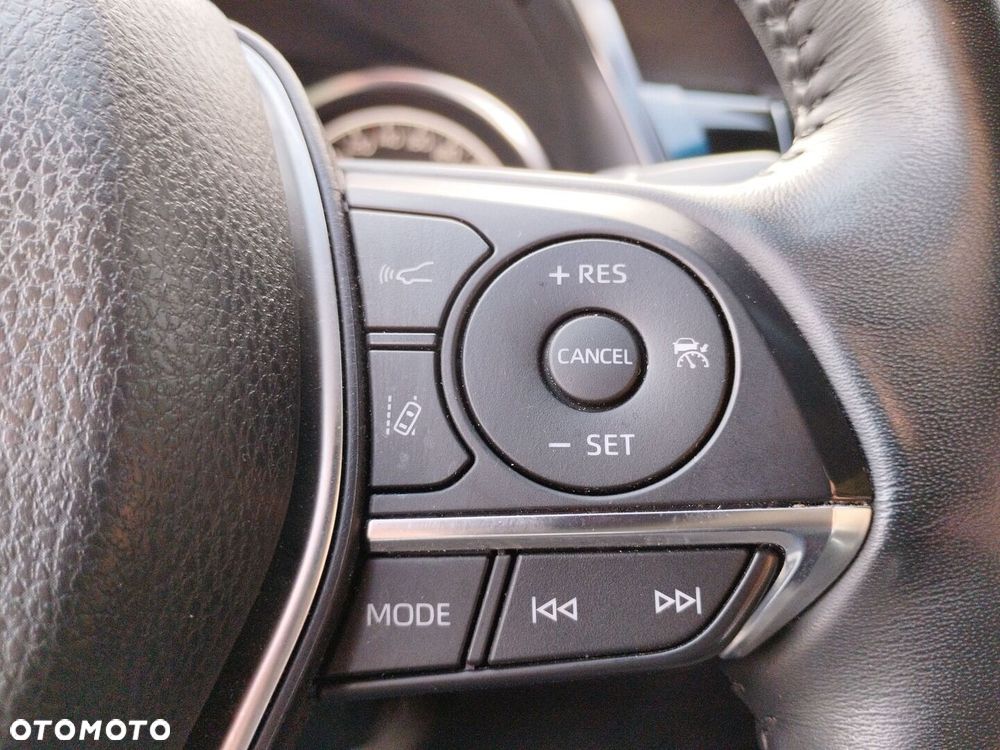 Toyota Camry 2.5 Hybrid Executive CVT - 14