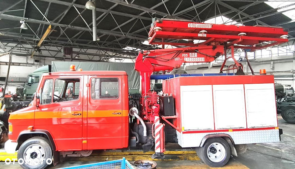 Mercedes-Benz 814 DHL ATLAS PLATFORMA KOLEJOWA DWUDROGOWY DWUDROŻNY Tramwaje Kolej