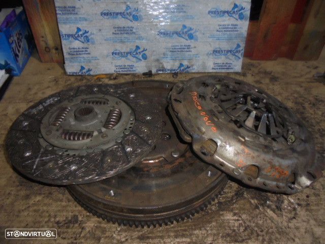 Embraiagem 06C141117 AUDI A4  8E FASE 1 2005 1.9TDI 130CV 4P PRETO LUK/24CM BIMASSA - 1