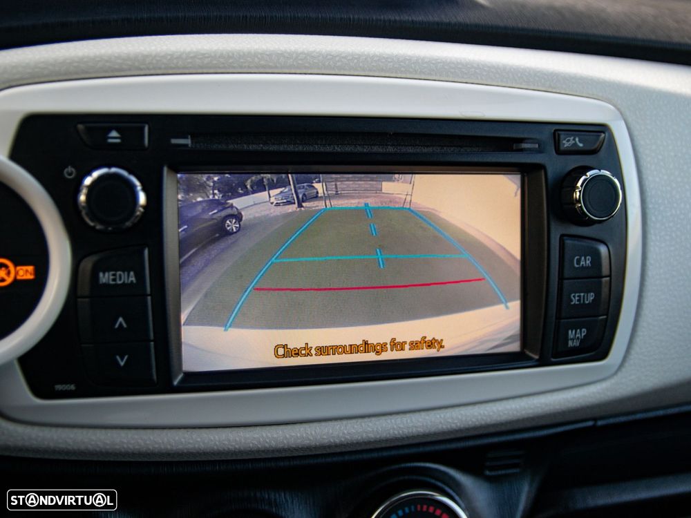 Toyota Yaris 1.33 VVT-i Sport - 27