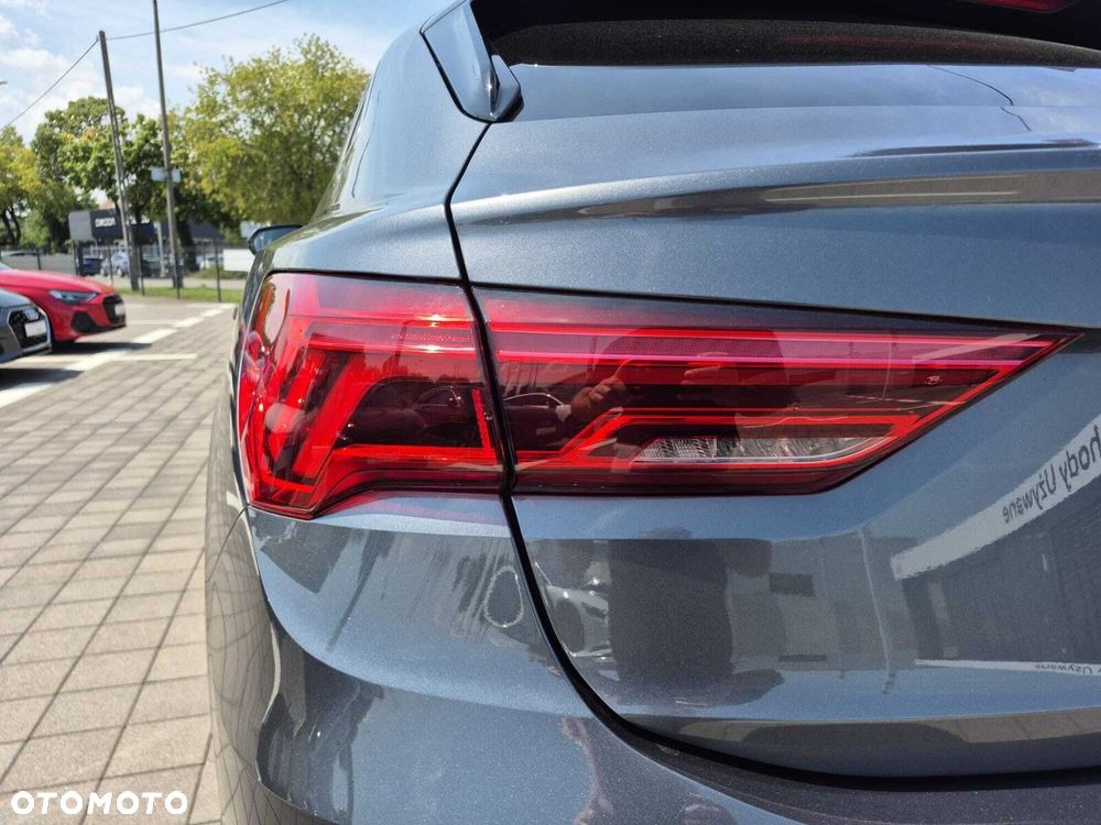 Audi Q3 Sportback - 11