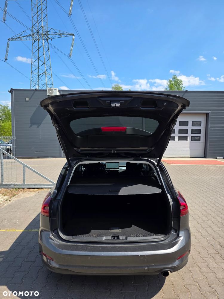 Ford Focus 1.0 EcoBoost STart-Stopp-System TITANIUM X - 6
