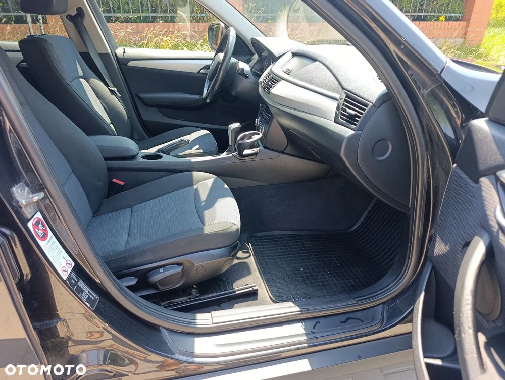 BMW X1 xDrive20d - 11