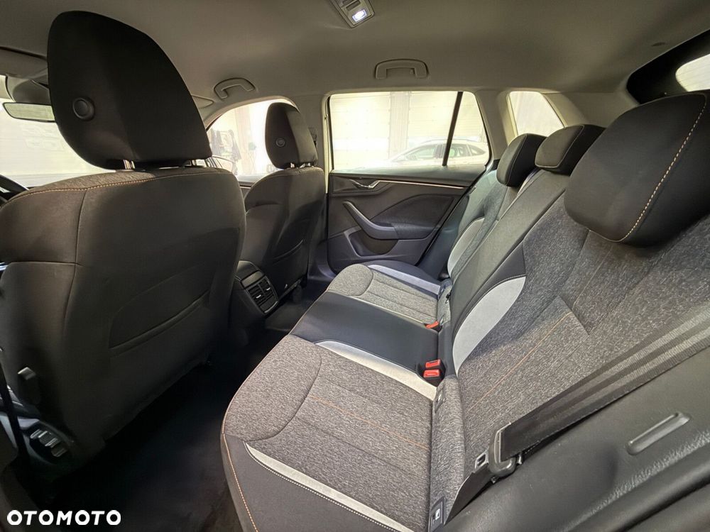 Skoda Kamiq 1.0 TSI Style DSG - 26