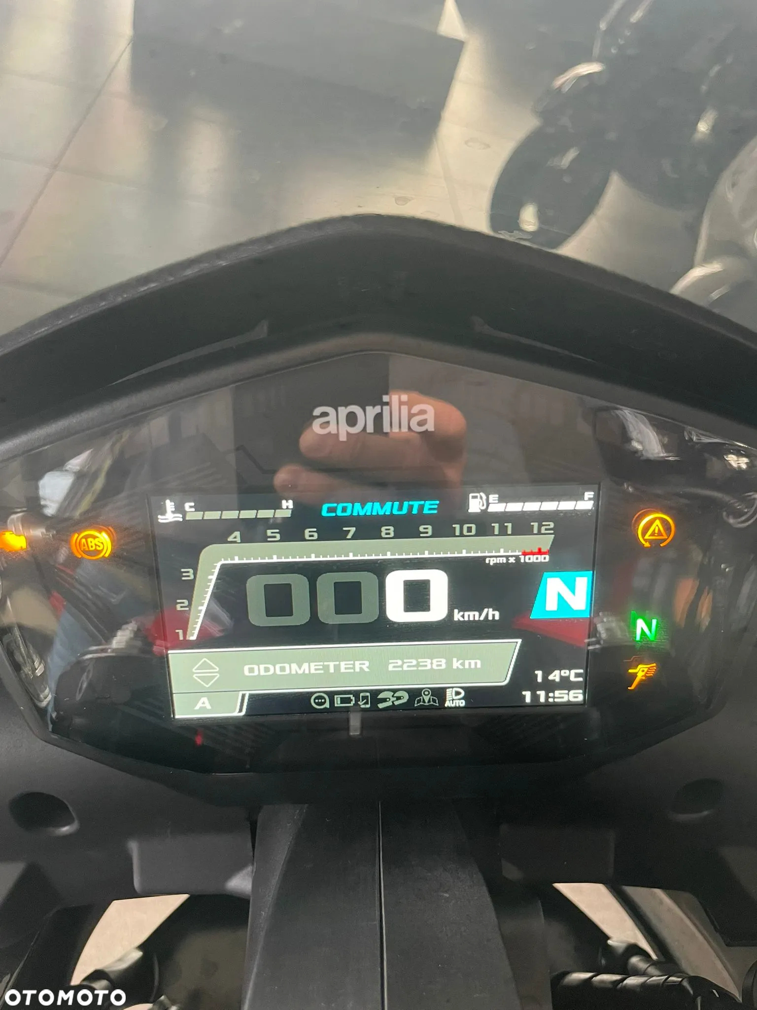 Aprilia Tuono - 15