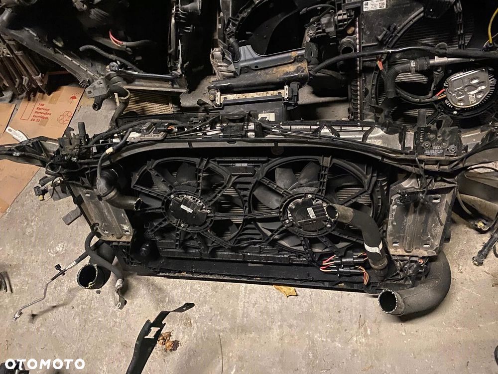 pas przedni chłodnica audi a6 c8 4k - 1