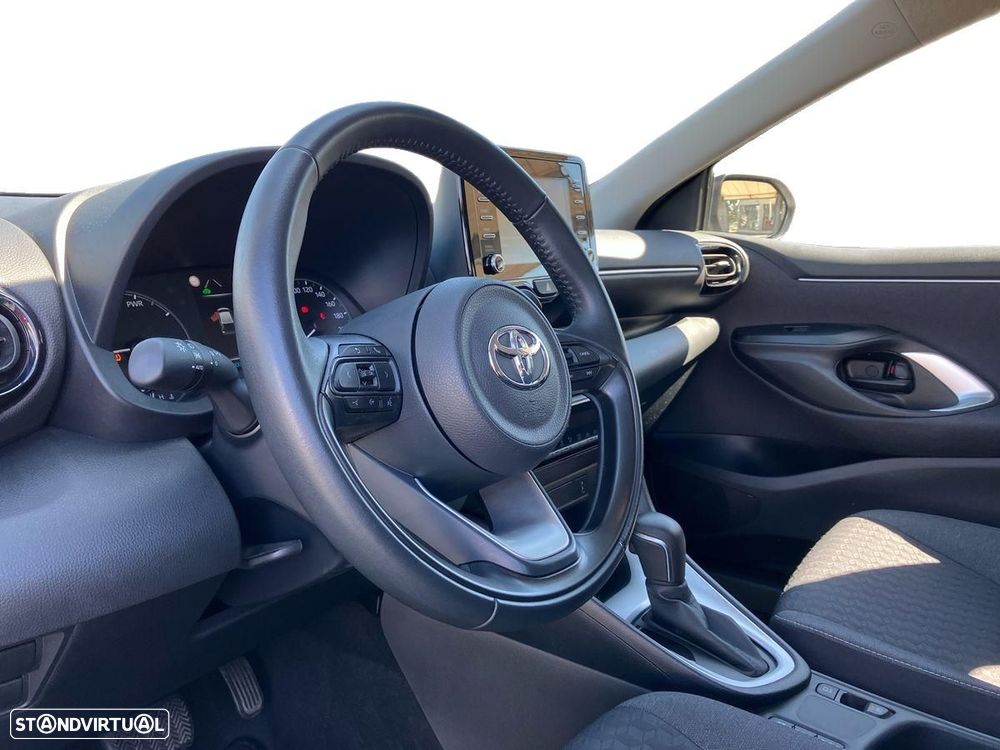 Toyota Yaris 1.5 HDF Comfort Plus - 13