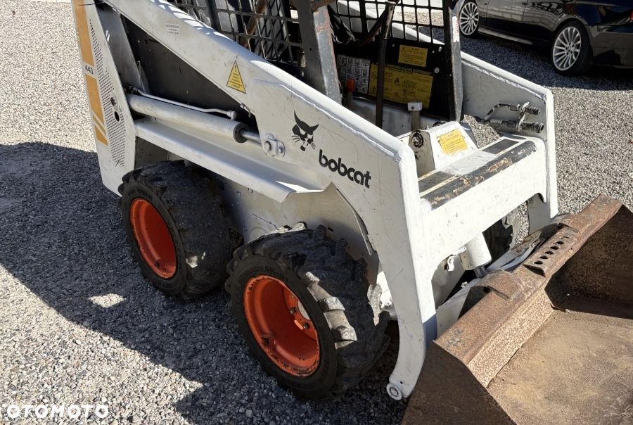 Bobcat 443 - 17