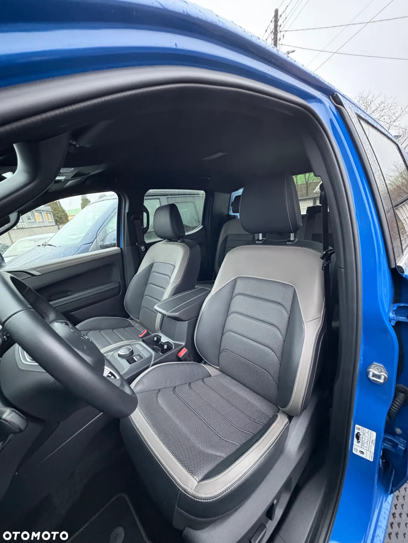 Volkswagen Amarok 3.0 V6 TDI 4Mot Aventura - 9