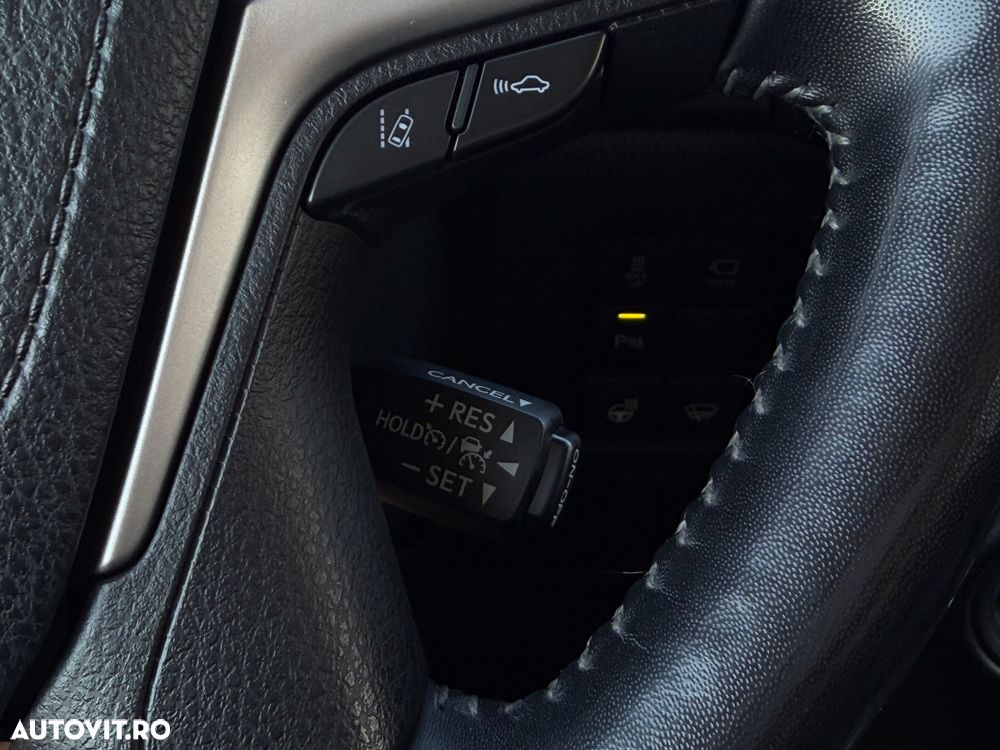 Toyota Land Cruiser 2.8l D-4D 204 CP A/T 7 locuri Luxury AVS - 27