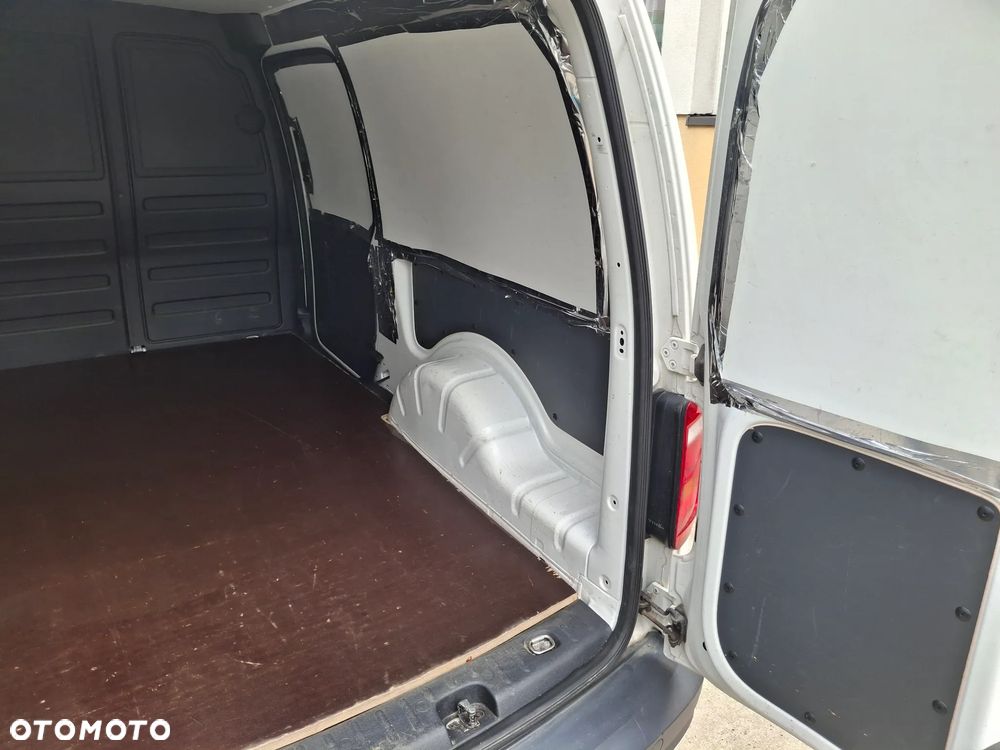 Volkswagen Caddy - 33
