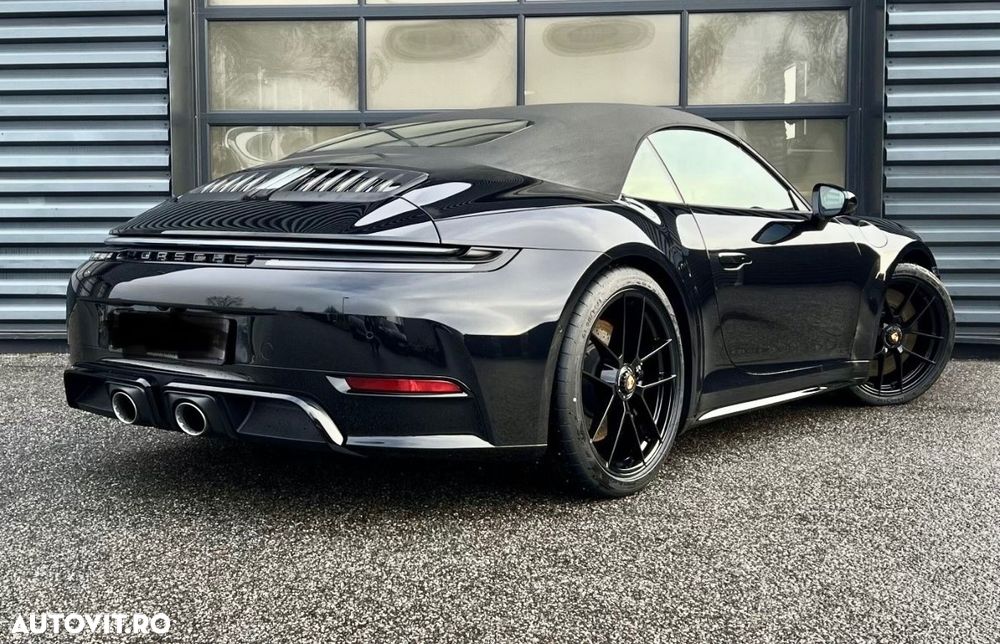 Porsche 992 - 10