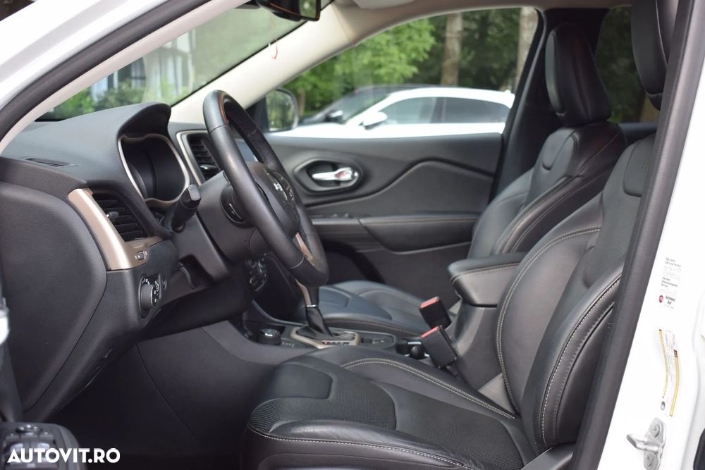 Jeep Cherokee 2.2 MJet AWD ACTIVE DRIVE I AT9 Overland - 8
