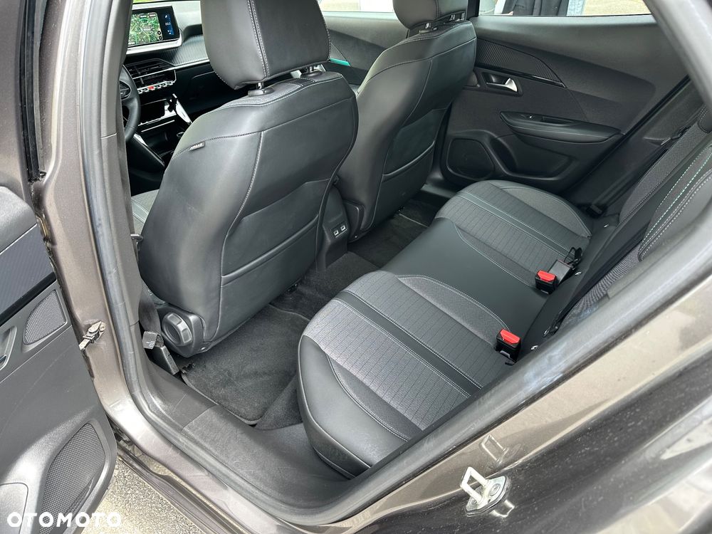 Peugeot 2008 1.2 PureTech Allure Pack S&S EAT8 - 11