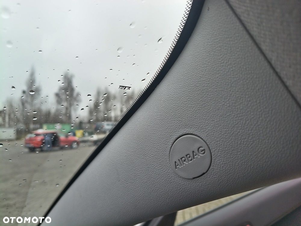 Hyundai i30 1.6 blue Classic - 36