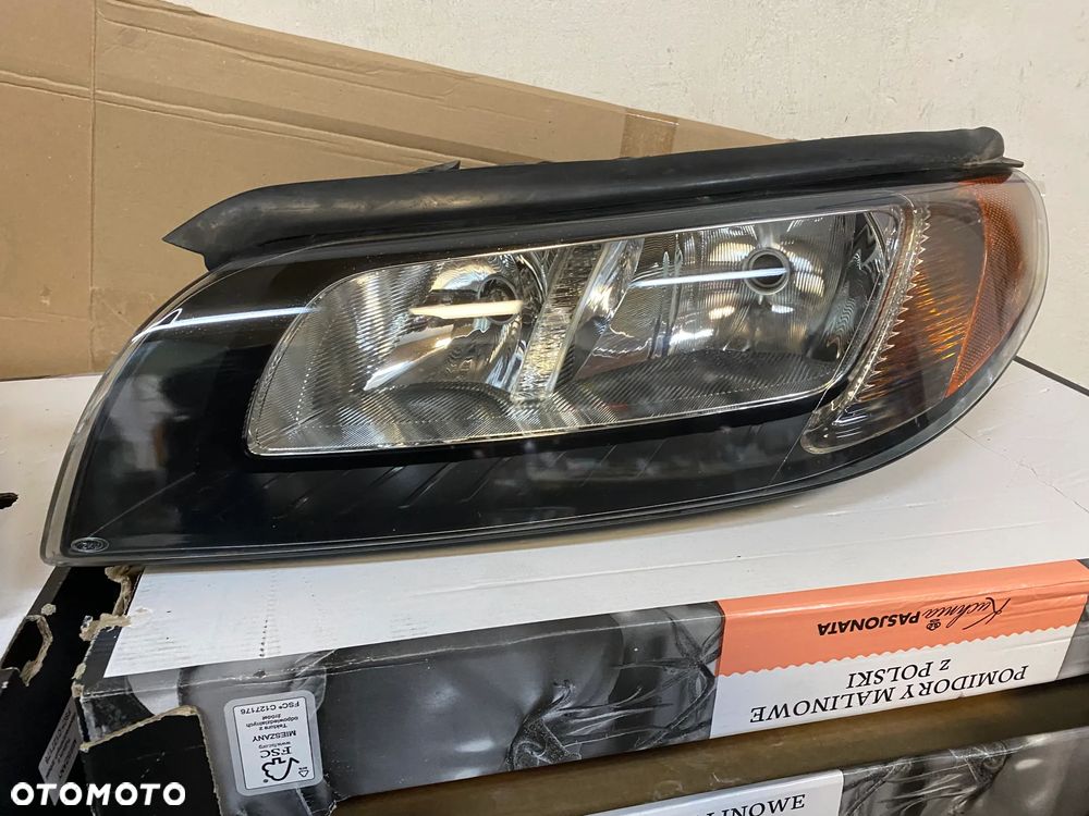 lampy volvo v70 xc70 s80 komplet eu całe - 2