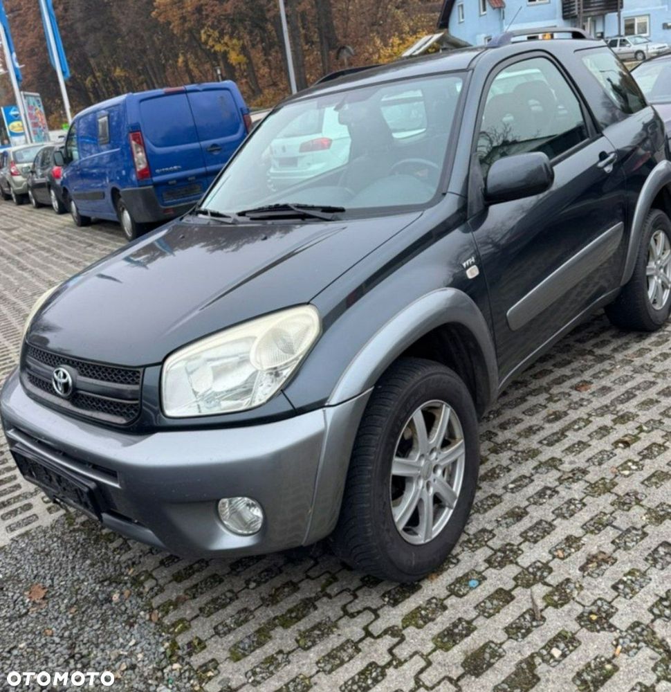 Toyota RAV4 - 1