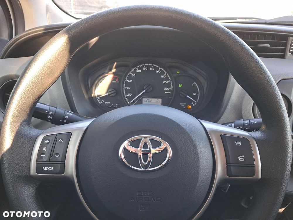 Toyota Yaris - 18