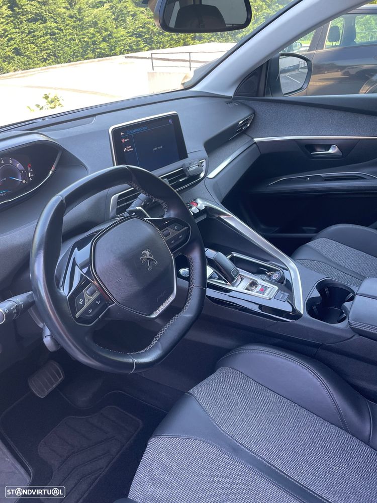 Peugeot 3008 PureTech 130 Stop & Start GPF EAT8 Allure - 27