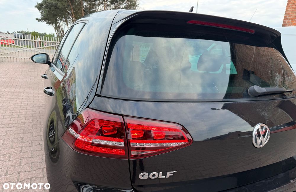 Volkswagen Golf - 13