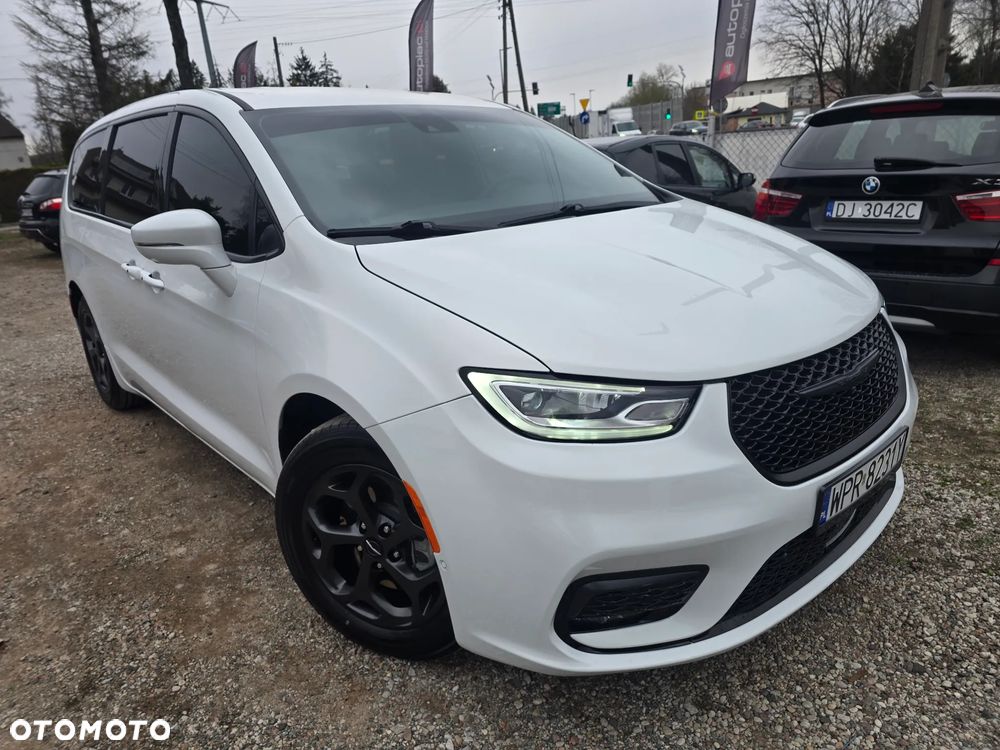 Chrysler Pacifica - 10