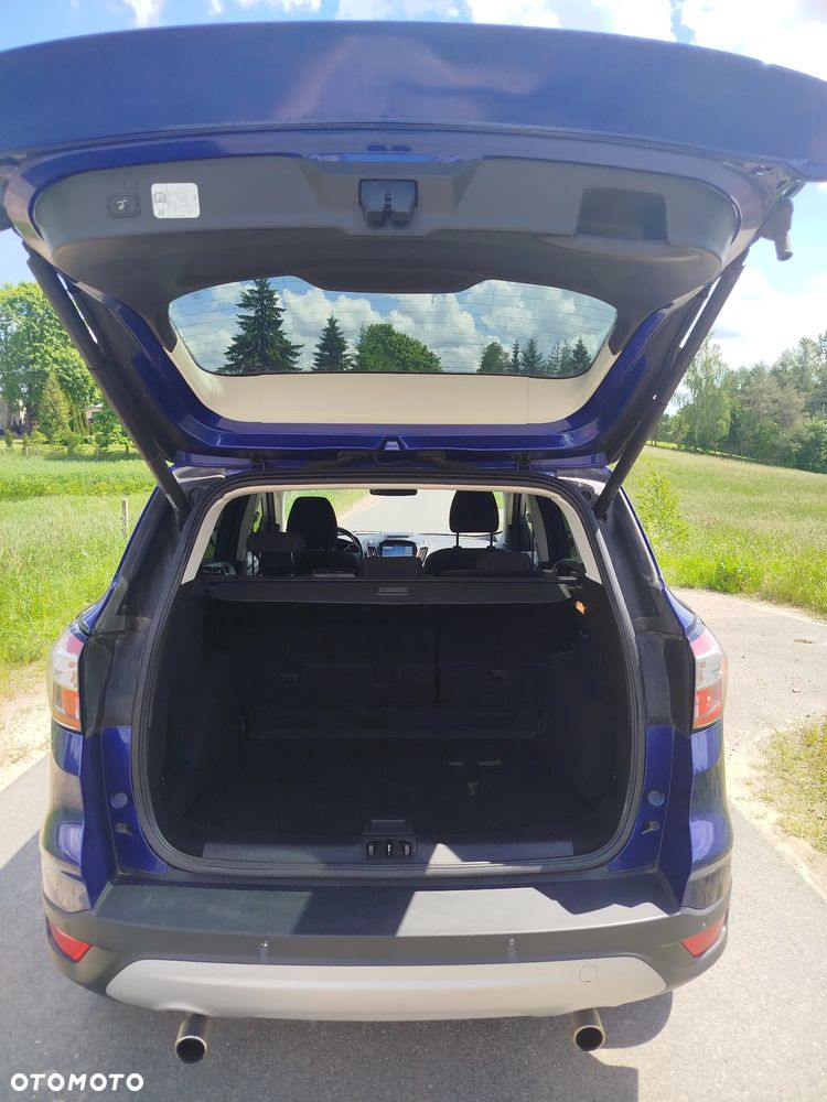 Ford Kuga - 11