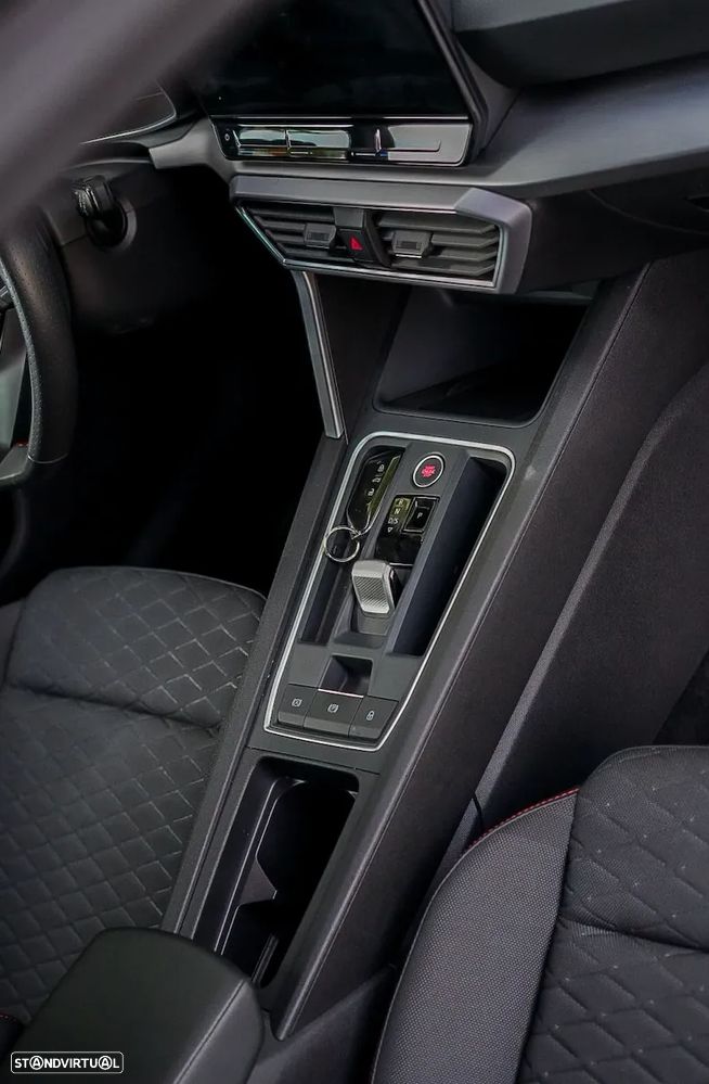 SEAT Leon 1.4 e-Hybrid DSG FR Plus - 18