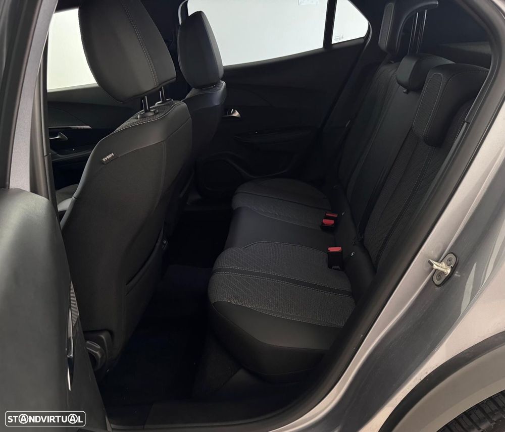 Peugeot 2008 - 17