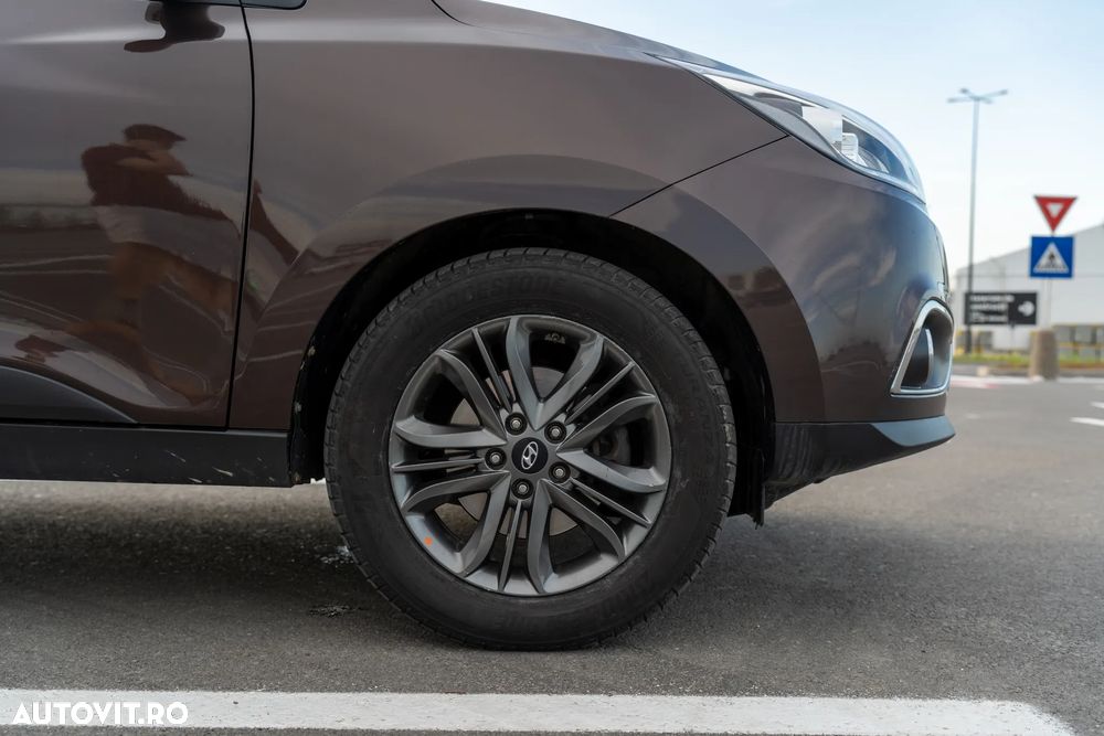 Hyundai ix35 2.0 CRDI 4WD Automatik Fifa World Cup Gold Edition - 7