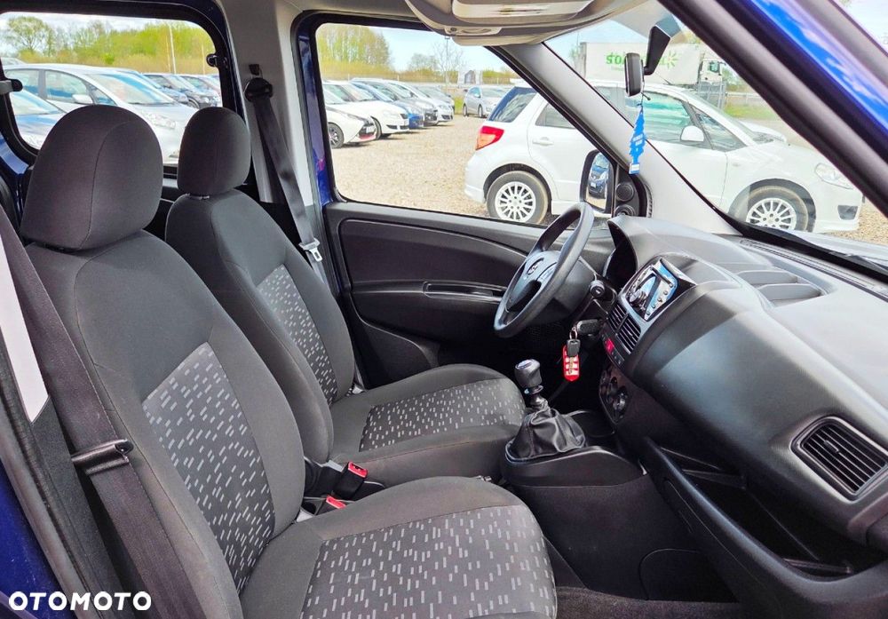 Opel Combo - 11