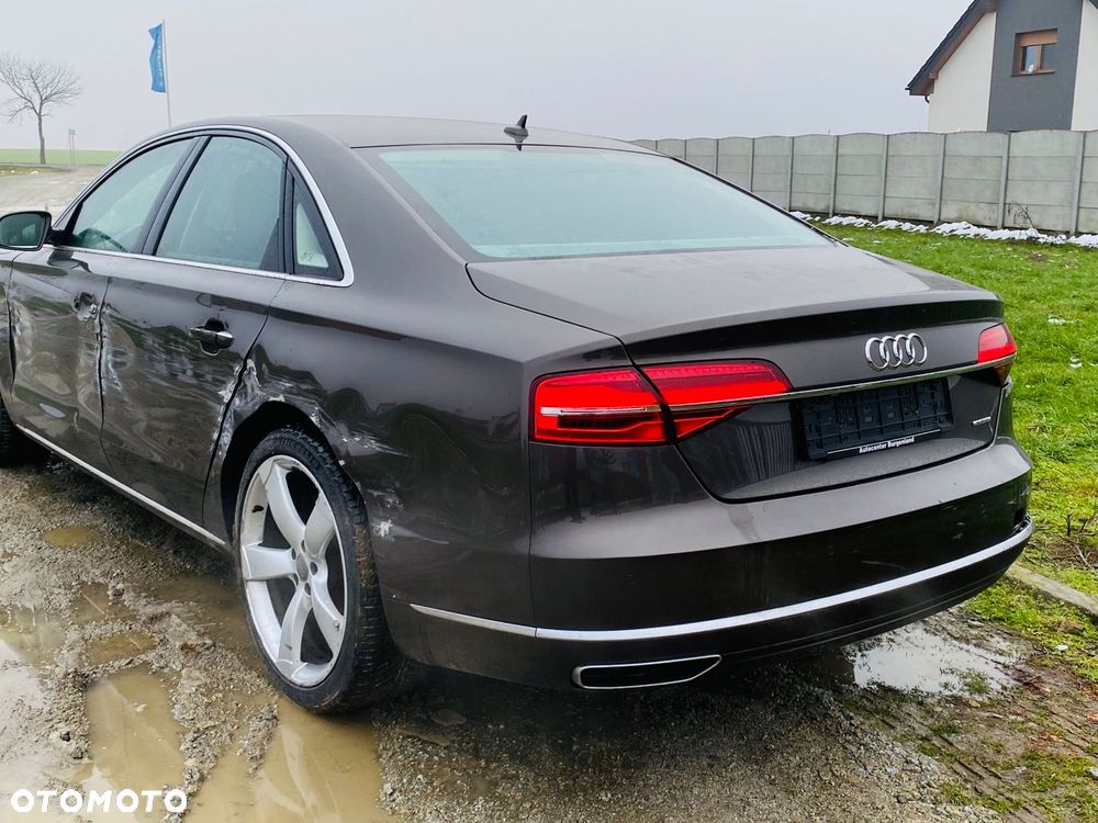 Audi A8 4.2 TDI DPF (clean diesel) quattro tiptronic - 4